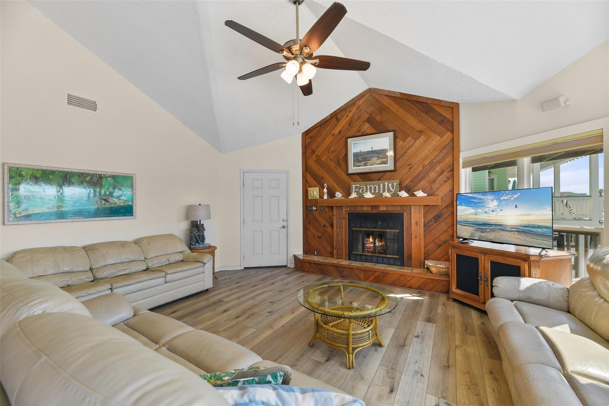 22101 Guadalupe Drive