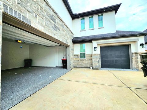 Tiny photo for 1218 Crown Forest Drive, Missouri City, TX 77459 (MLS # 27846924)