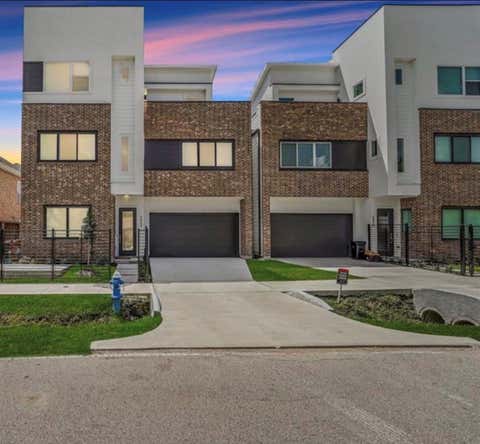 Photo of 5823 Dolores Street, Houston, TX 77057 (MLS # 89848801)
