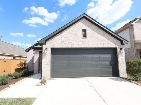 Photo of 8050 Kay Harbor Drive, Cypress, TX 77433 (MLS # 76079142) Photo of 8050 Kay Harbor Drive, Cypress, TX 77433 (MLS # 76079142)