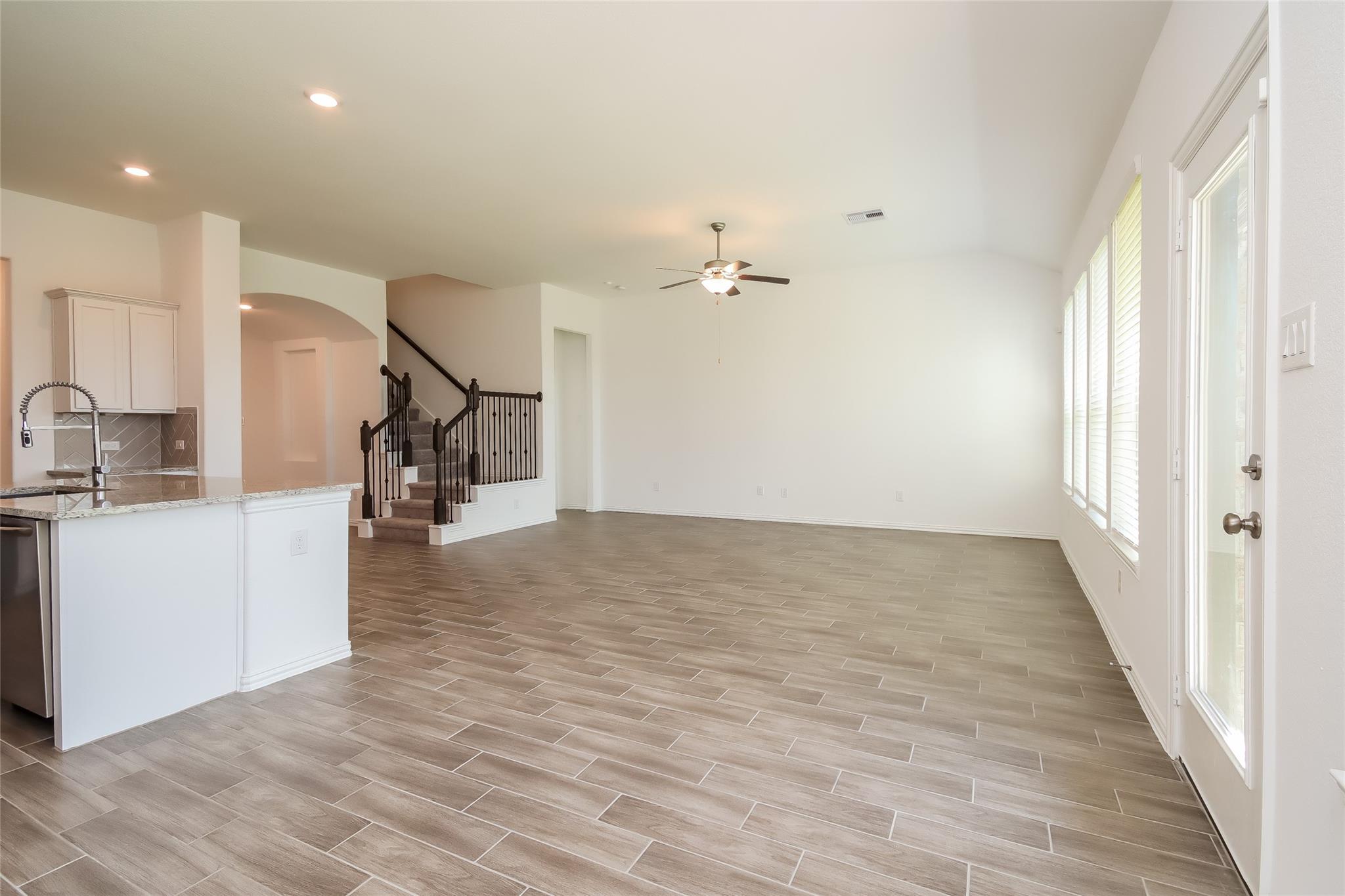 15122 Arlington Park Avenue