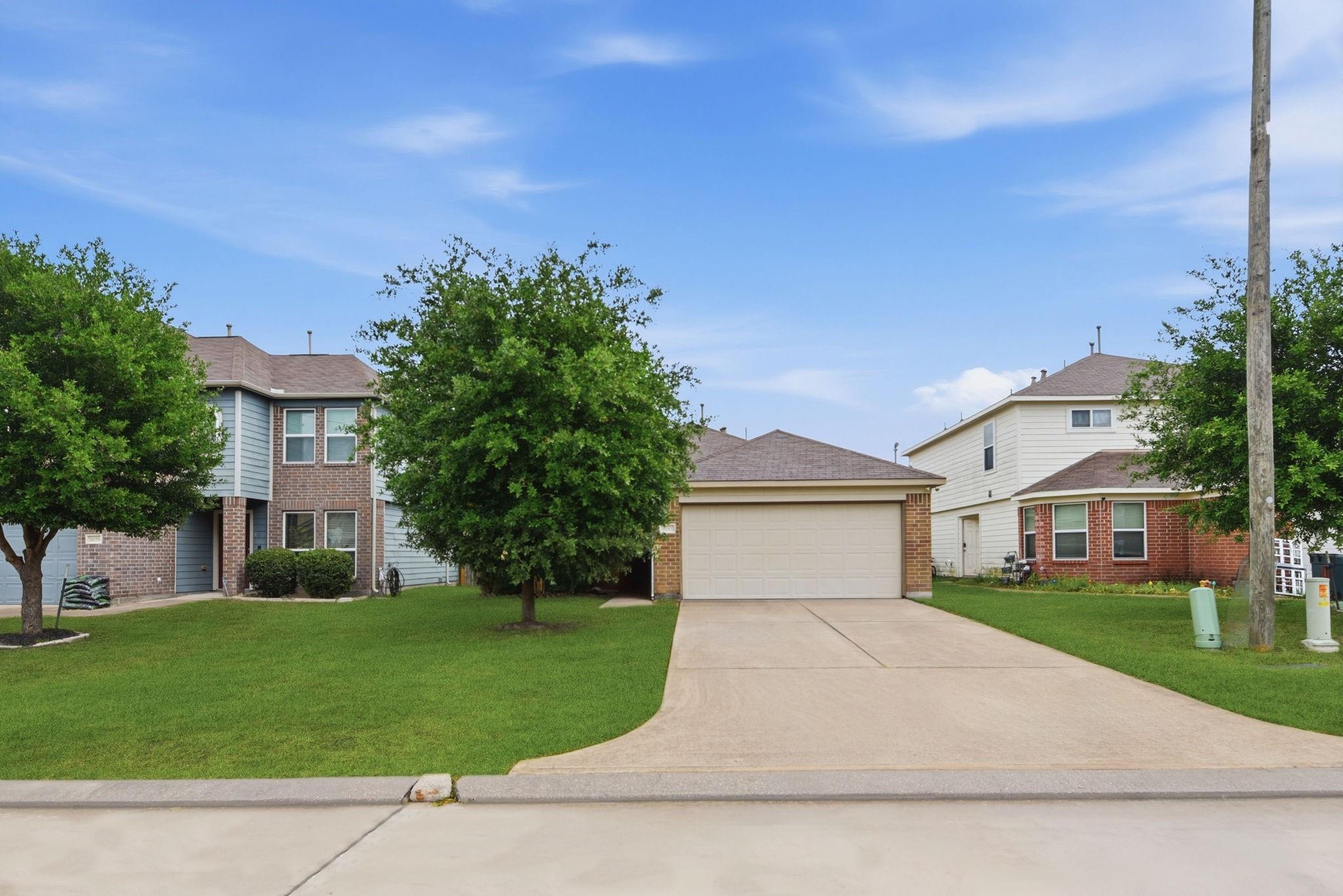 16763 N Blue Jay Drive N