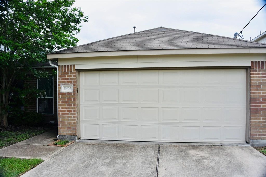 Photo of 16763 N Blue Jay Drive N, Conroe, TX 77385 (MLS # 85693627)