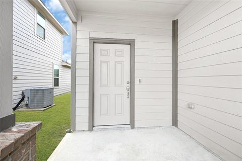 Tiny photo for 9742 Raisbeck Place, Houston, TX 77044 (MLS # 978010)