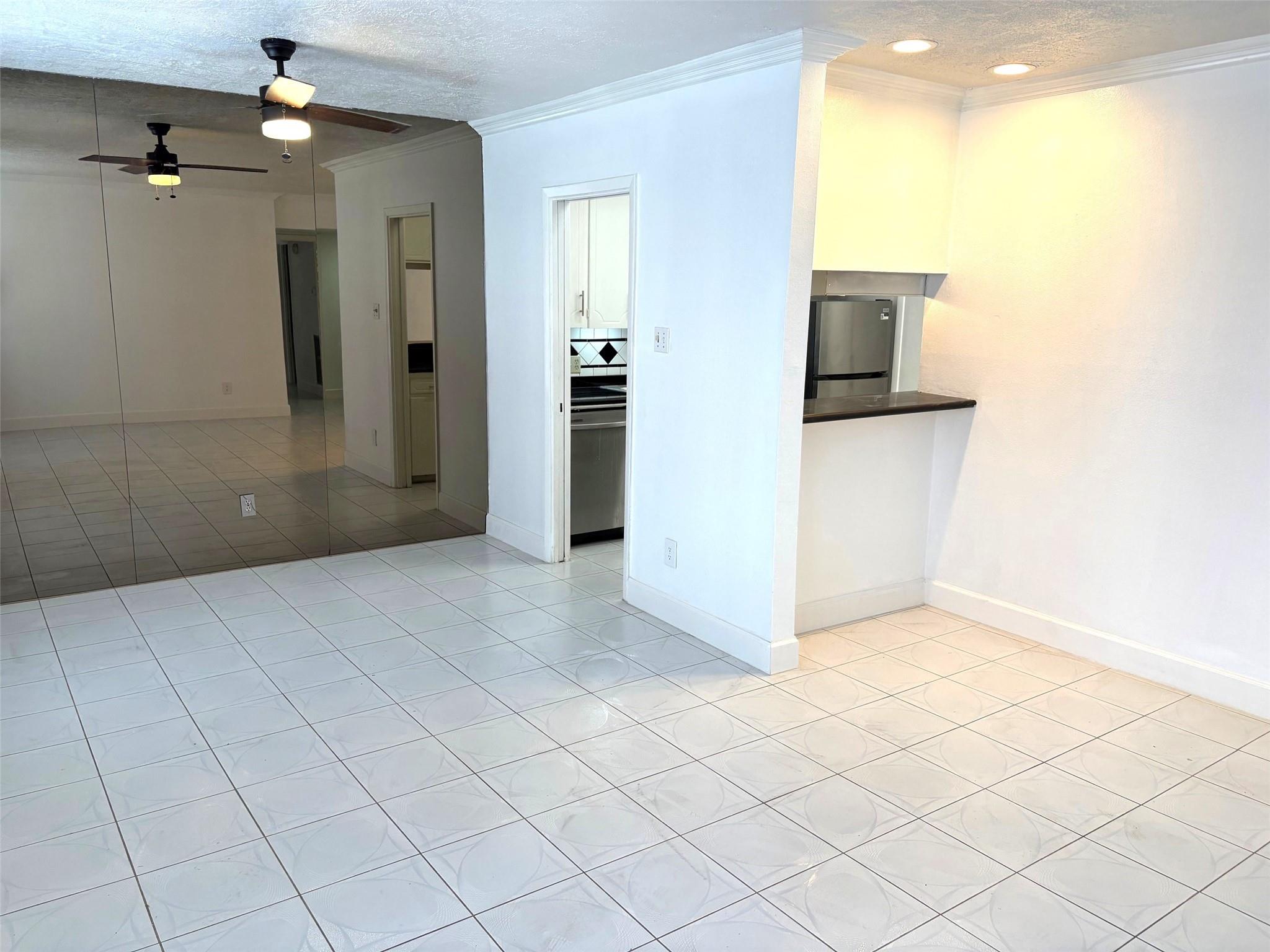 2824 Briarhurst Drive 7