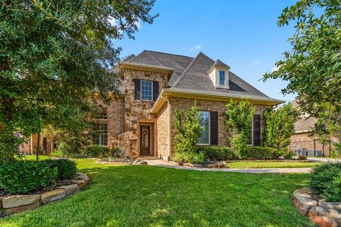 Photo of 30 Beacons Light Place, Tomball, TX 77375 (MLS # 96460347)