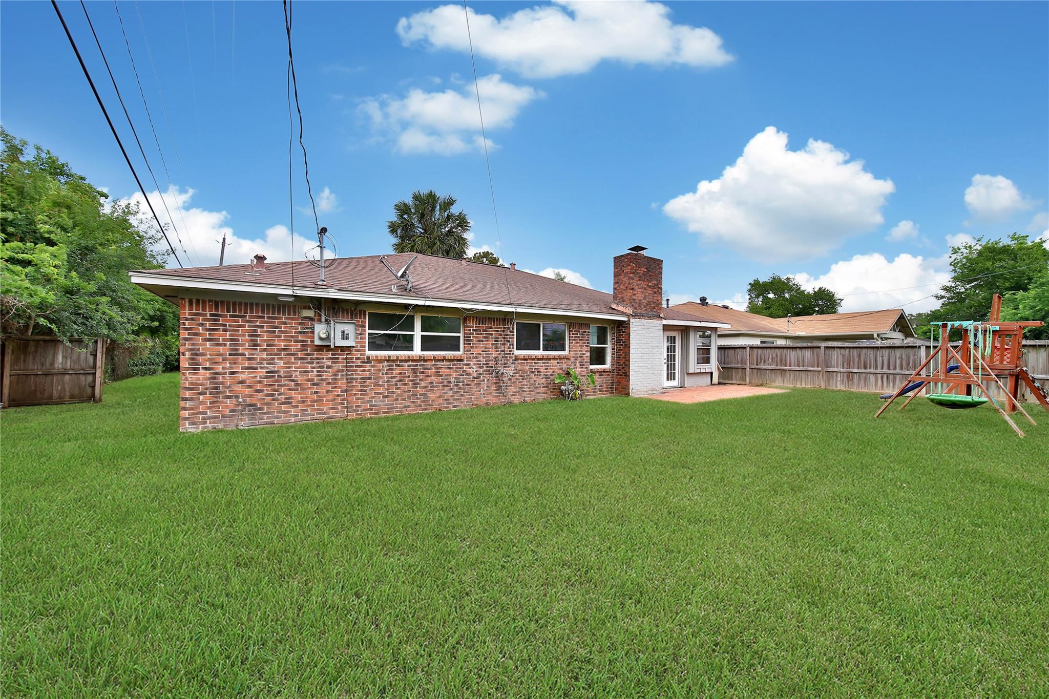 3915 Sailfish Lane