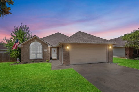 Photo of 115 Lonesome Dove Drive, Navasota, TX 77868 (MLS # 53834659)
