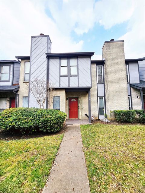 Photo of 12400 Brookglade Circle #44, Houston, TX 77099 (MLS # 51634627)