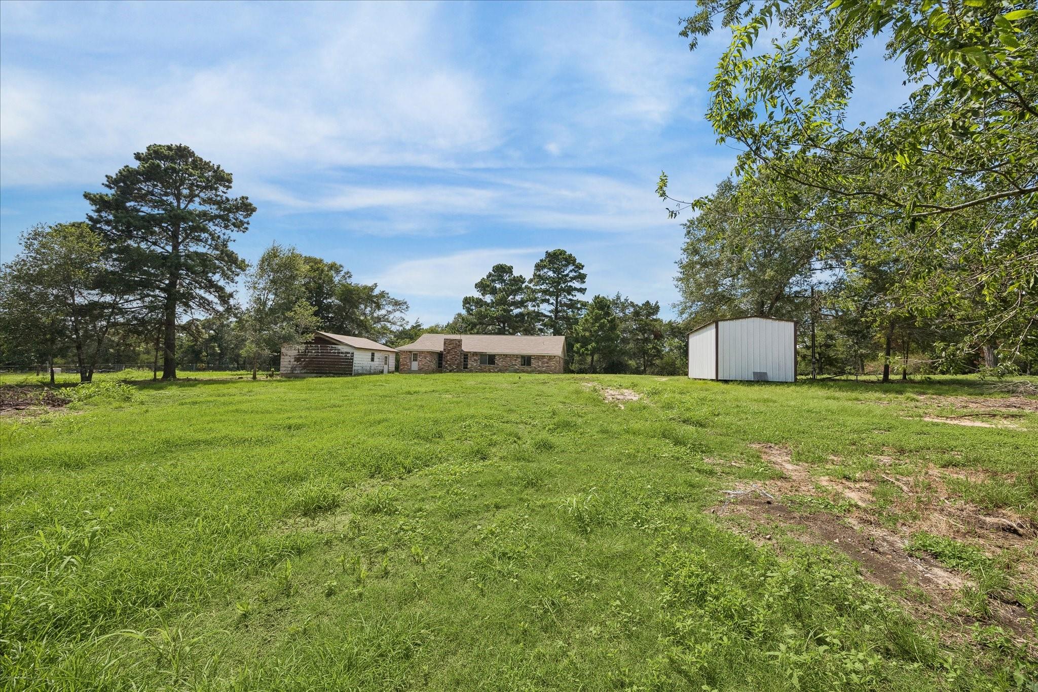 10032 Highway 105