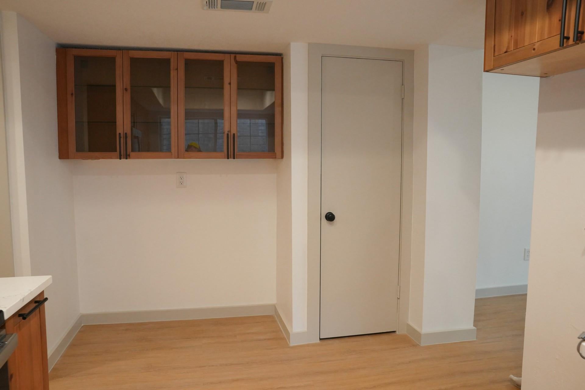 880 Tully Road 26