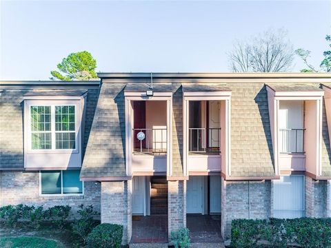 Photo of 12633 Memorial Drive #200, Houston, TX 77024 (MLS # 13669797)