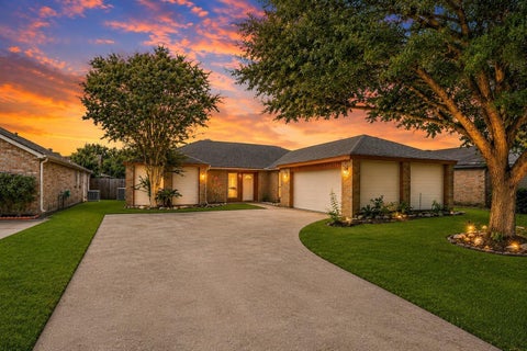 Photo of 4805 Whispering Falls Drive, Houston, TX 77084 (MLS # 62787045)