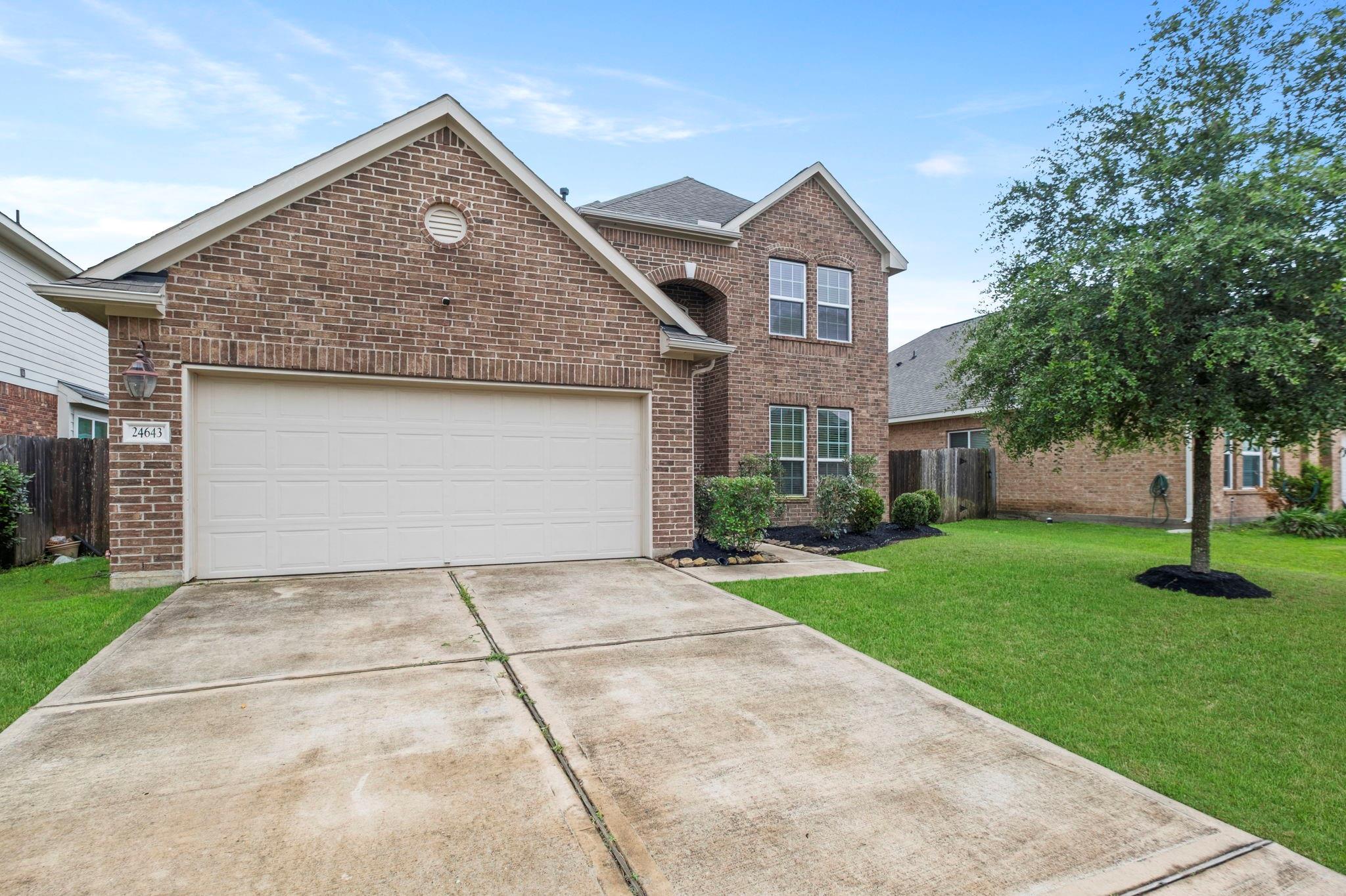 24643 Lakecrest Pine Trail