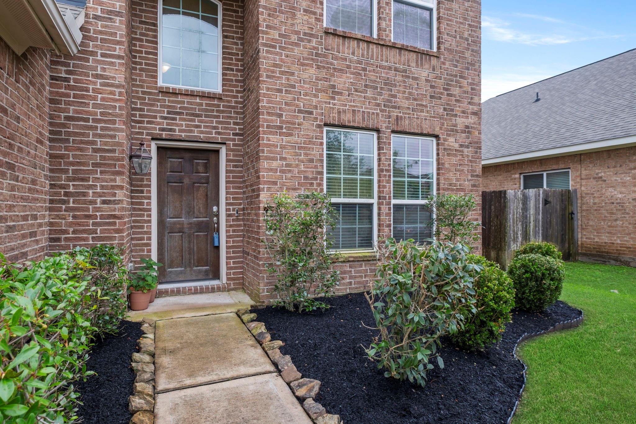 24643 Lakecrest Pine Trail