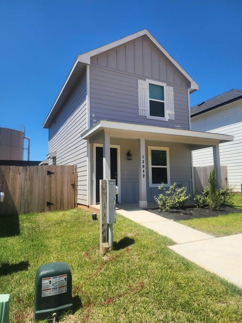 Photo of 13042 Turret Bend Way Way, Willis, TX 77378 (MLS # 66858685)