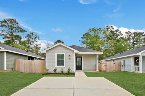 Photo of 14546 William Trails Drive, Willis, TX 77378 (MLS # 54539152)