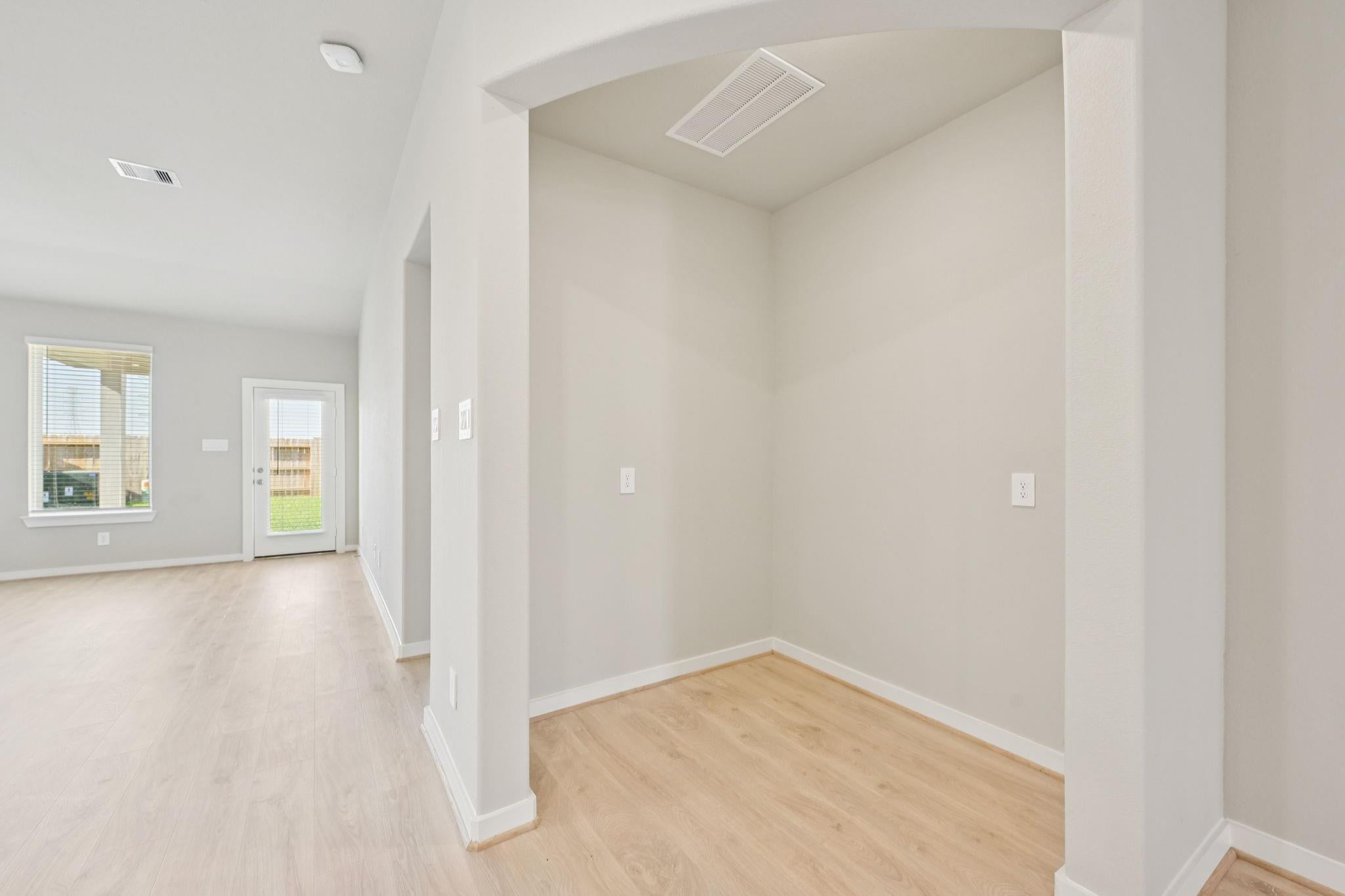 5209 Redbud Valley Drive
