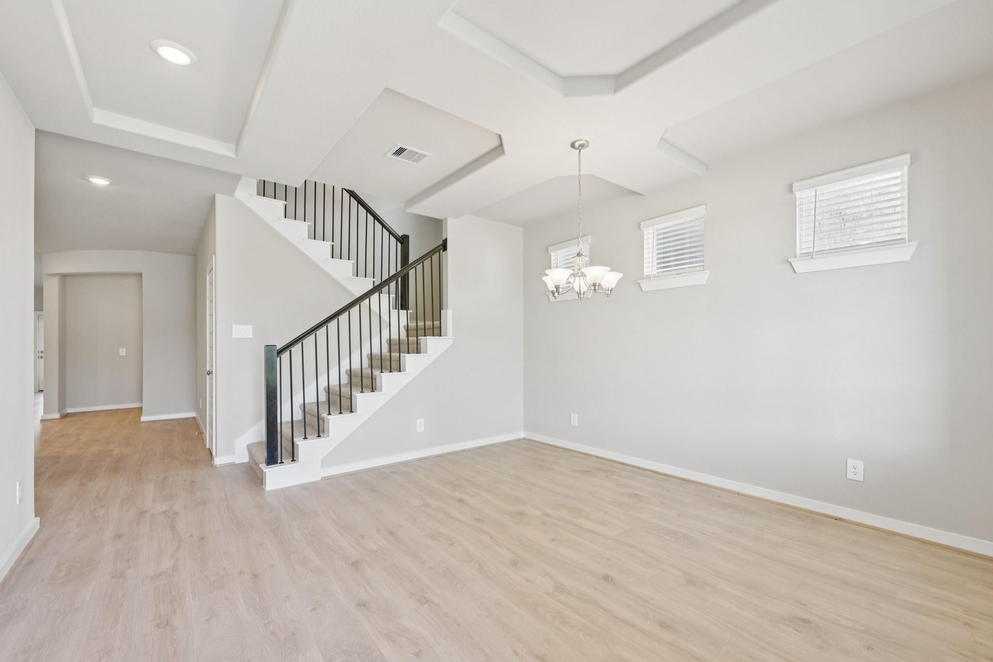 5209 Redbud Valley Drive