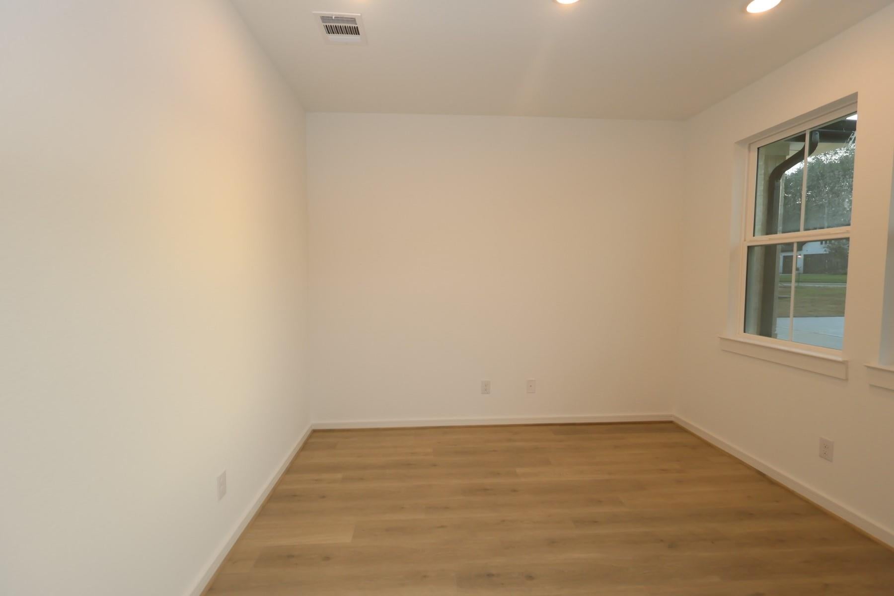 117 Roebuck Lane