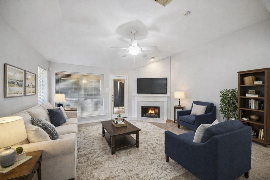 Photo of 1722 Red Oak Terrace, Houston, TX 77339 (MLS # 32272113)