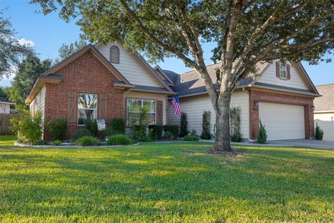 Photo of 355 Rose Mayer Loop, La Grange, TX 78945 (MLS # 22539646)