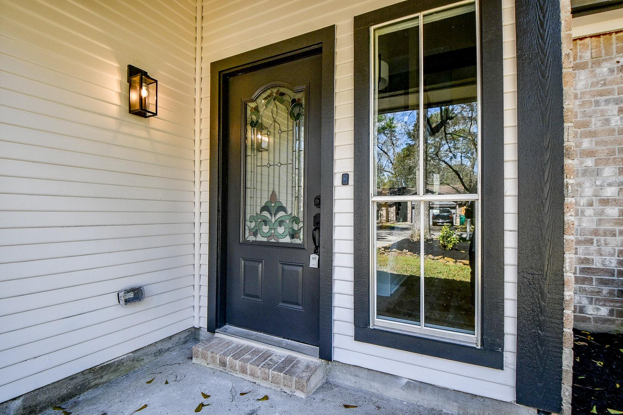 21 Edgewood Forest Ct