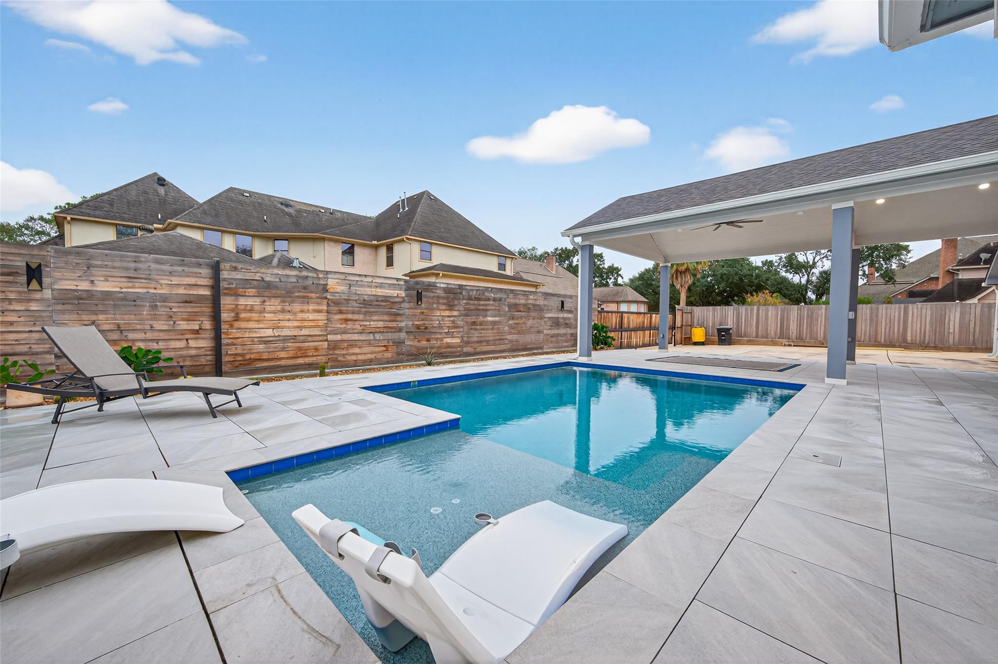 1411 Kelliwood Oaks Drive