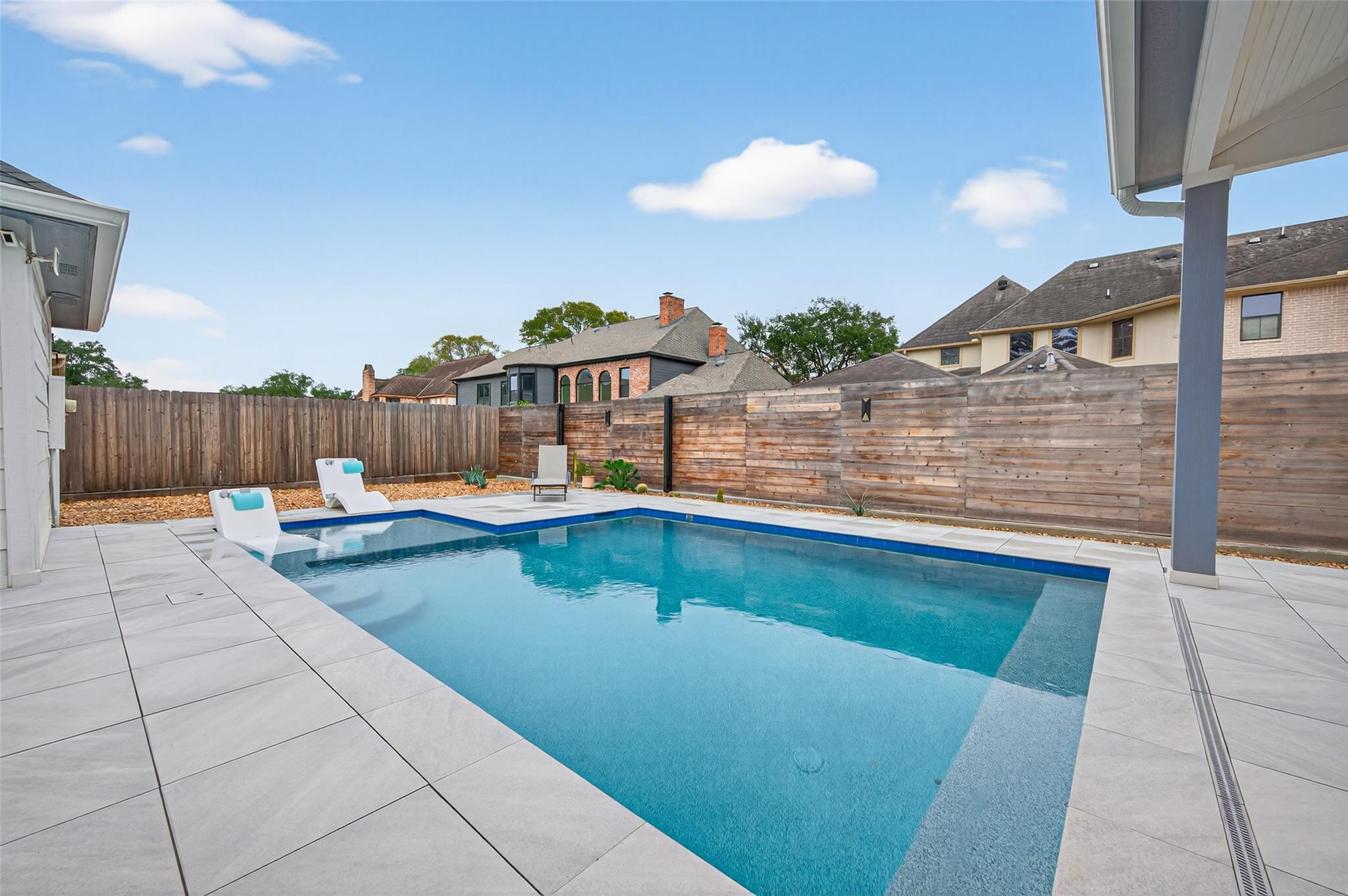 1411 Kelliwood Oaks Drive