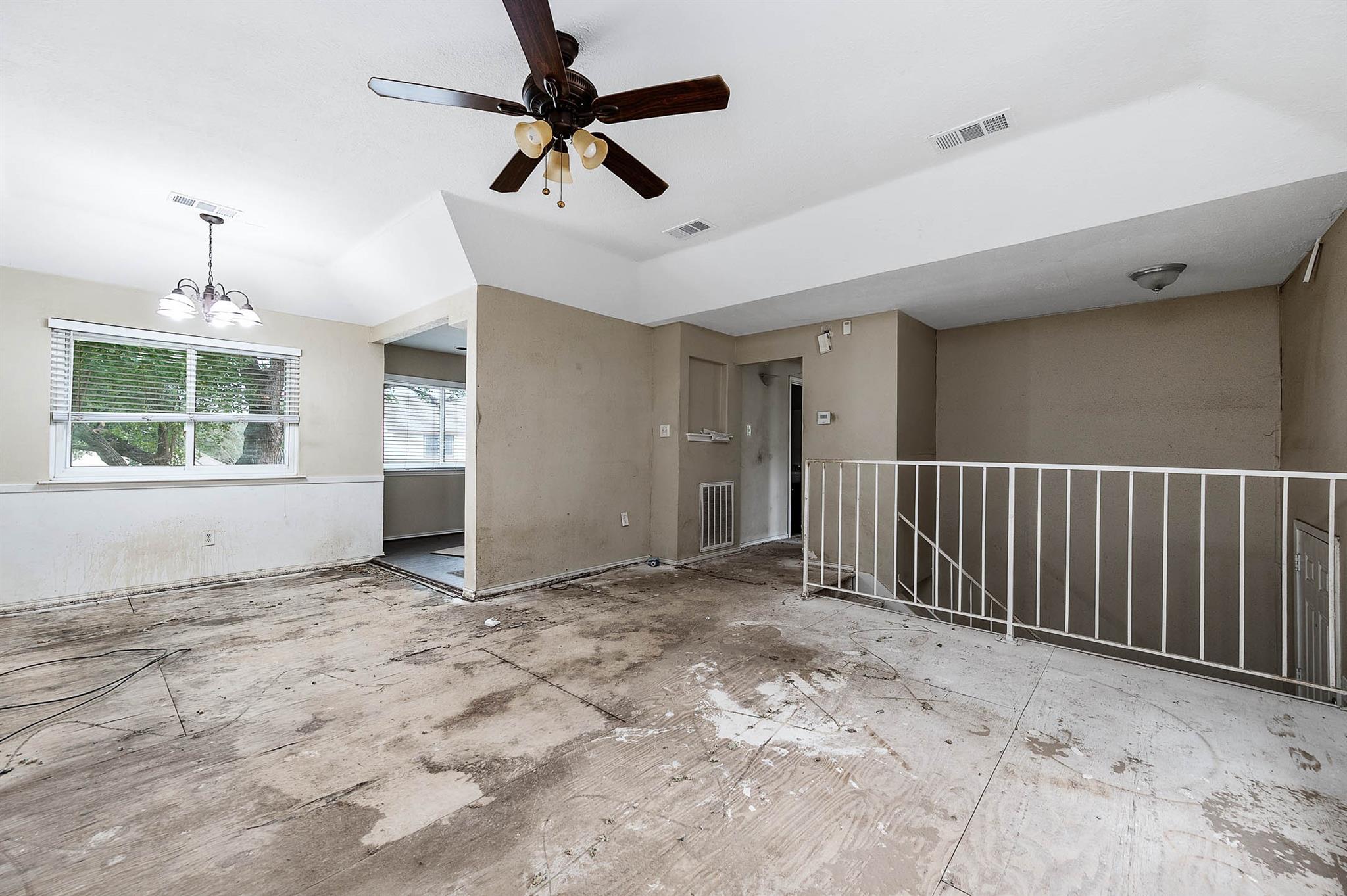 12306 Taylors Crossing Drive