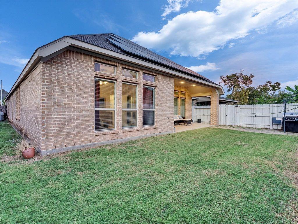 23311 Darst Field Trail