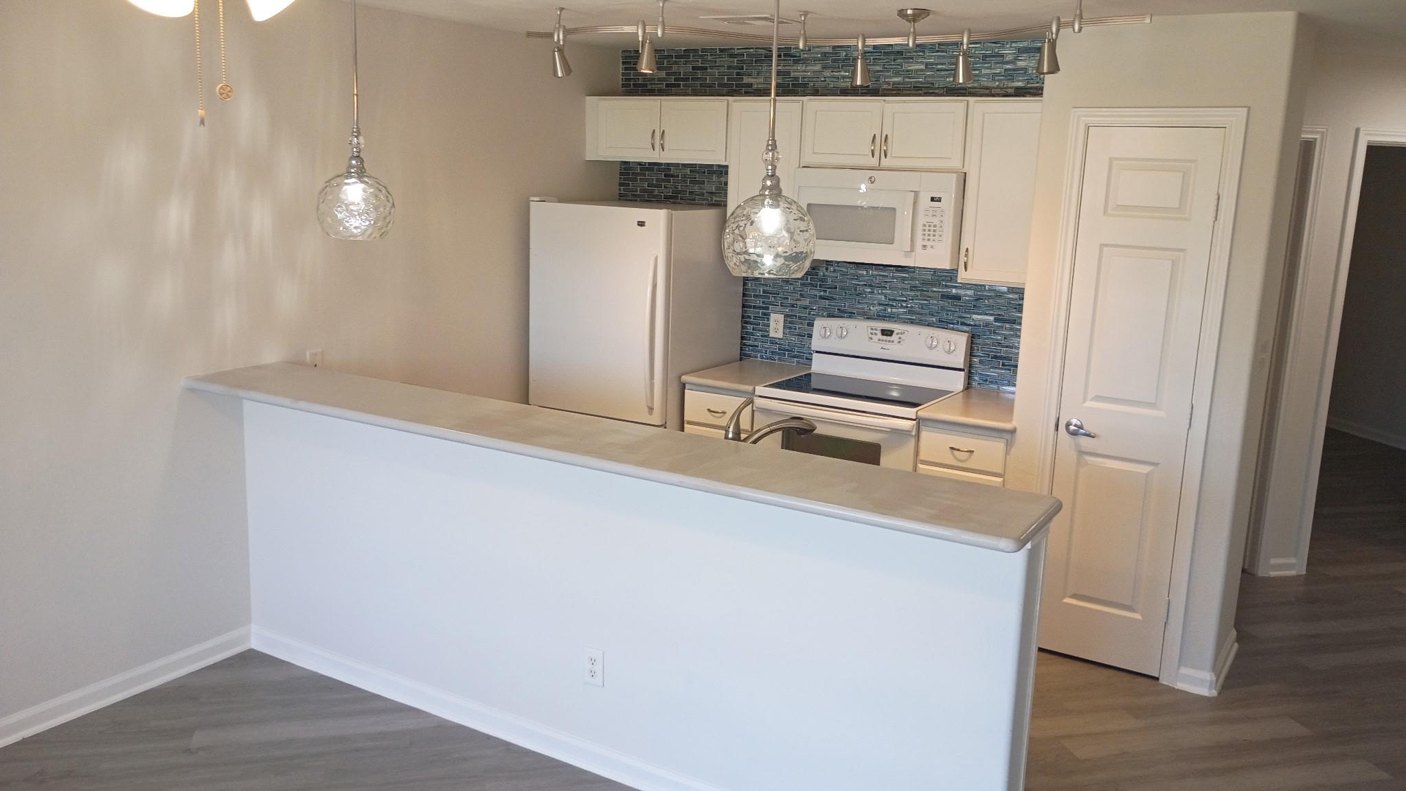 9520 Seawall Boulevard 235