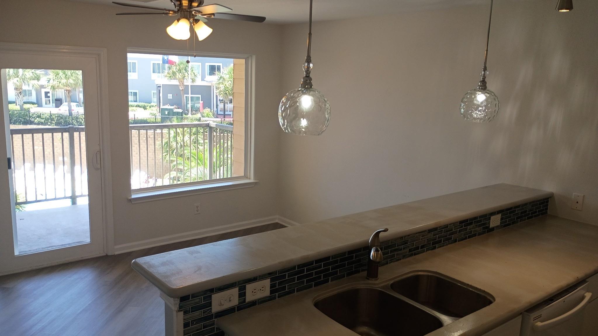 9520 Seawall Boulevard 235