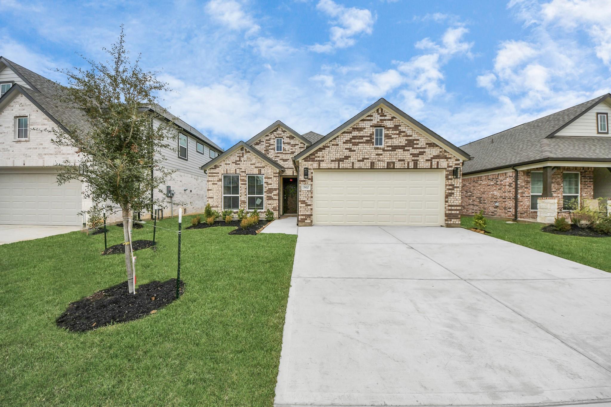 16031 Sycamore Maple Lane