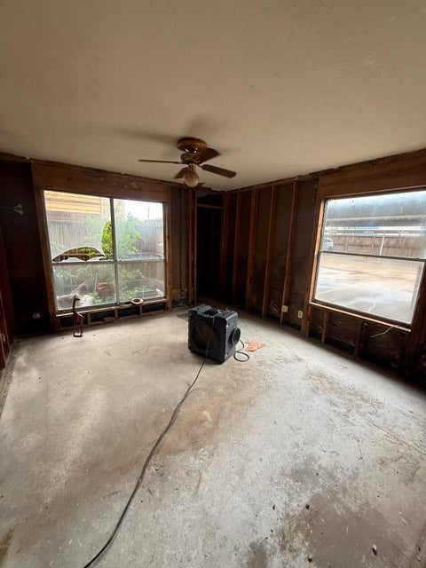 Photo of 10202 Forum Park Drive #267, Houston, TX 77036 (MLS # 82537471)