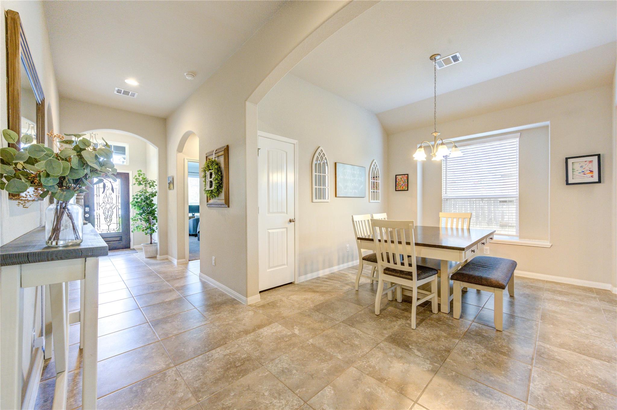 34 Indian Wells Drive