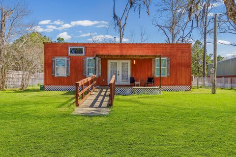 Homes For Sale - 211 Captain Kidd Lane<br/> San Jacinto County, Point Blank, TX 77364