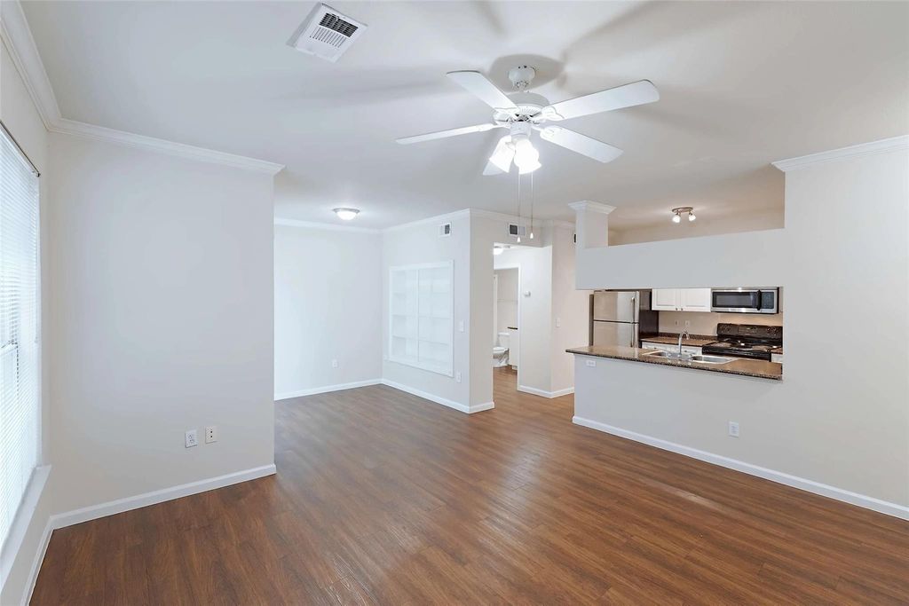 Photo of 10505 S I-35 Frontage Road #0118, Austin, TX 78747 (MLS # 75025622)