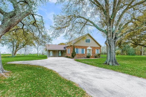 Homes For Sale - 1826 County Road 469 Rd<br/> Wharton County, El Campo, TX 77437
