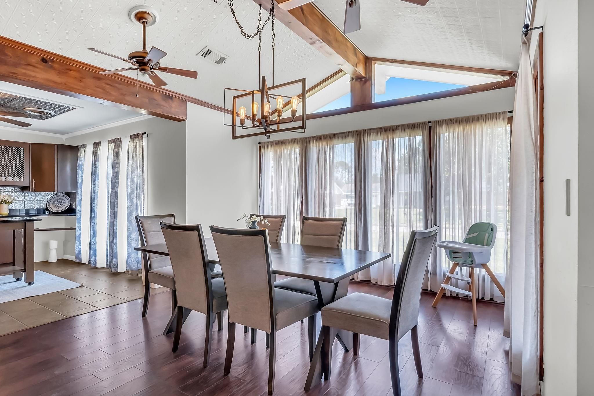 5111 Ashwood Drive