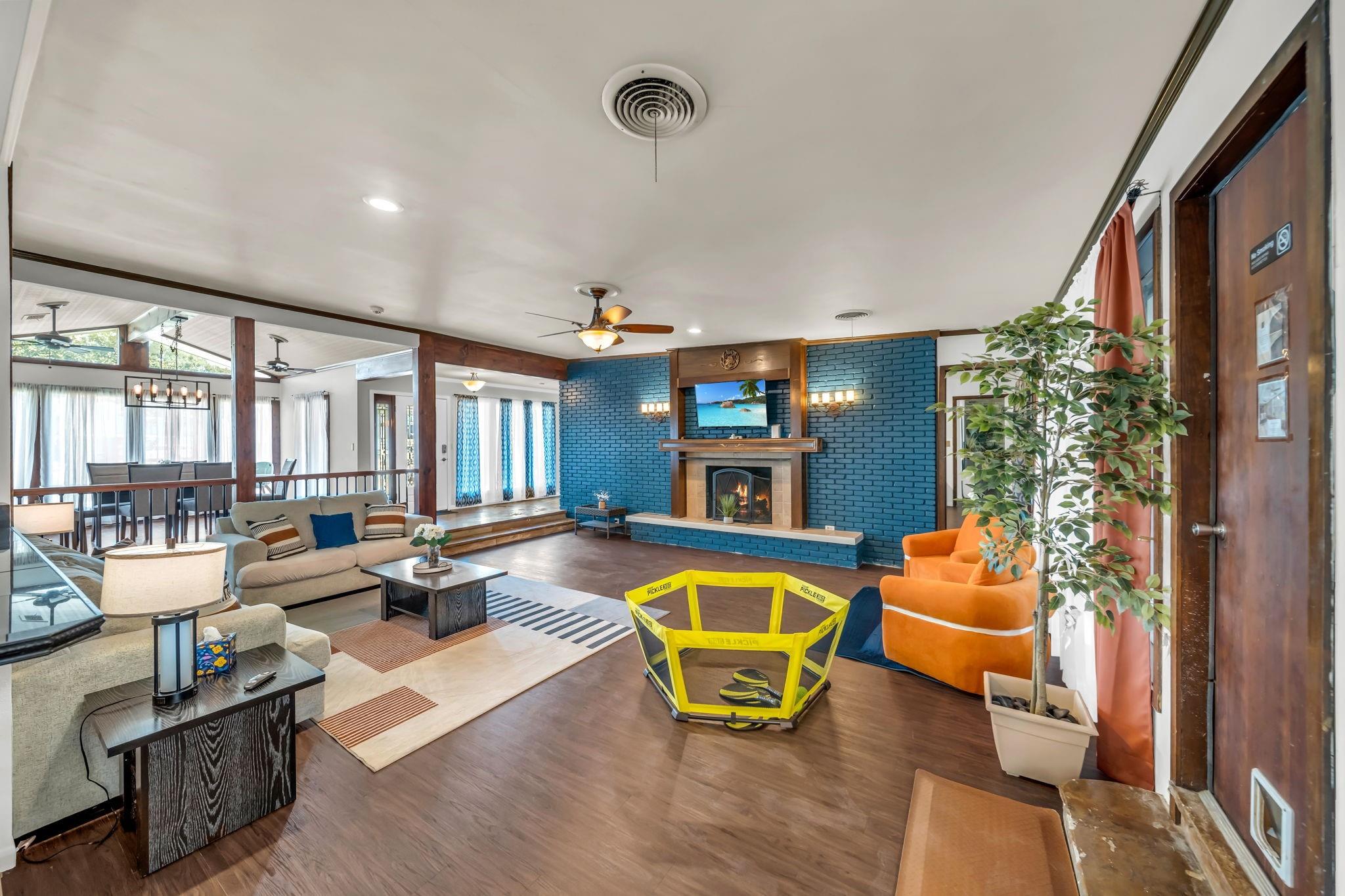 5111 Ashwood Drive