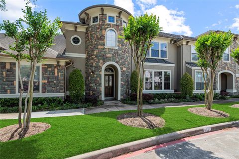 Photo of 4331 Lake Run Drive, Missouri City, TX 77459 (MLS # 47970339)