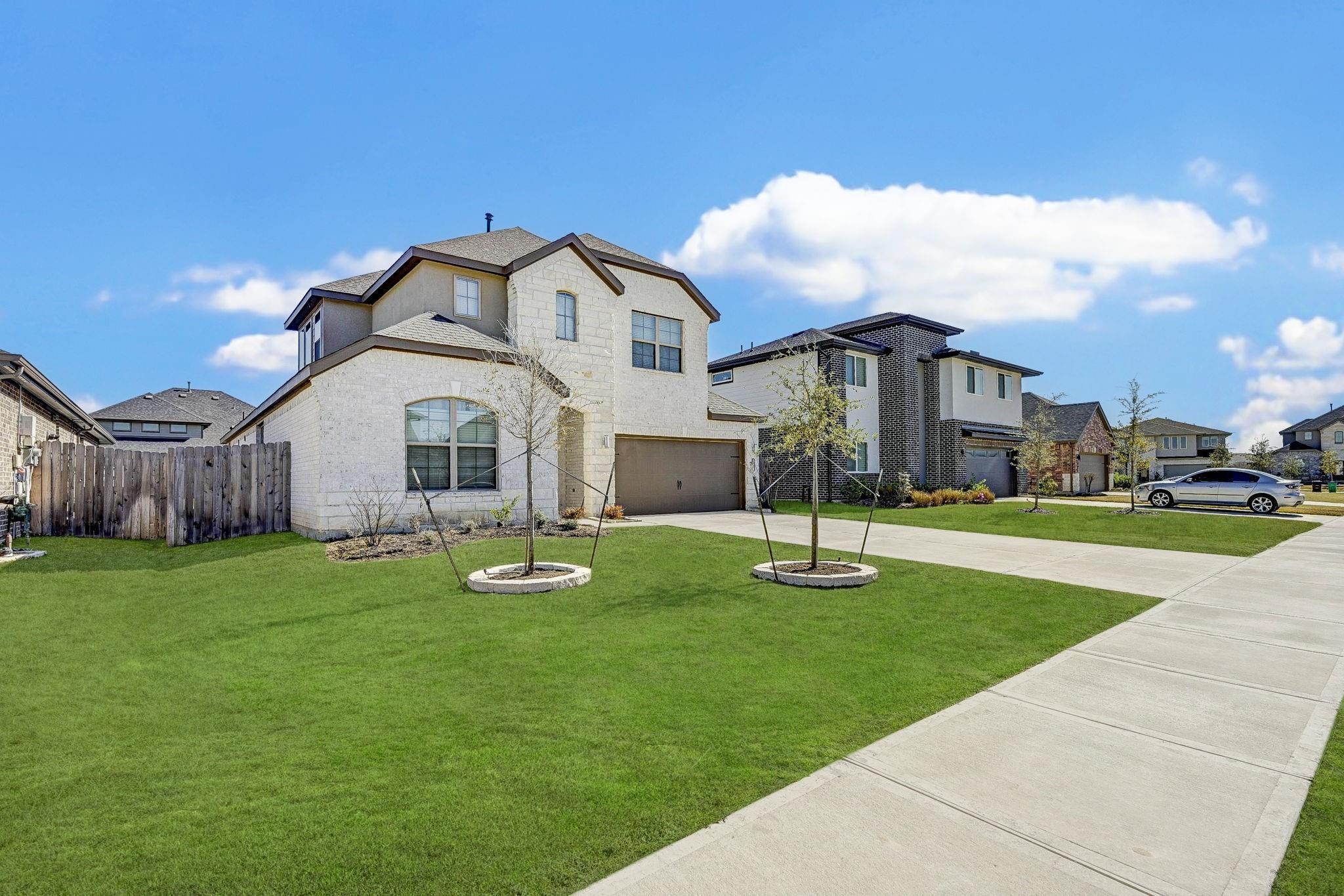 3323 Polk Creek Drive