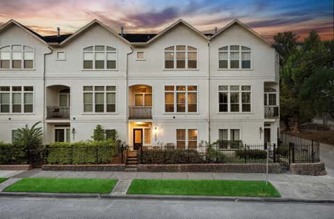 Townhouse For Sale - 3929 Floyd Street<br/> Houston, TX 77007