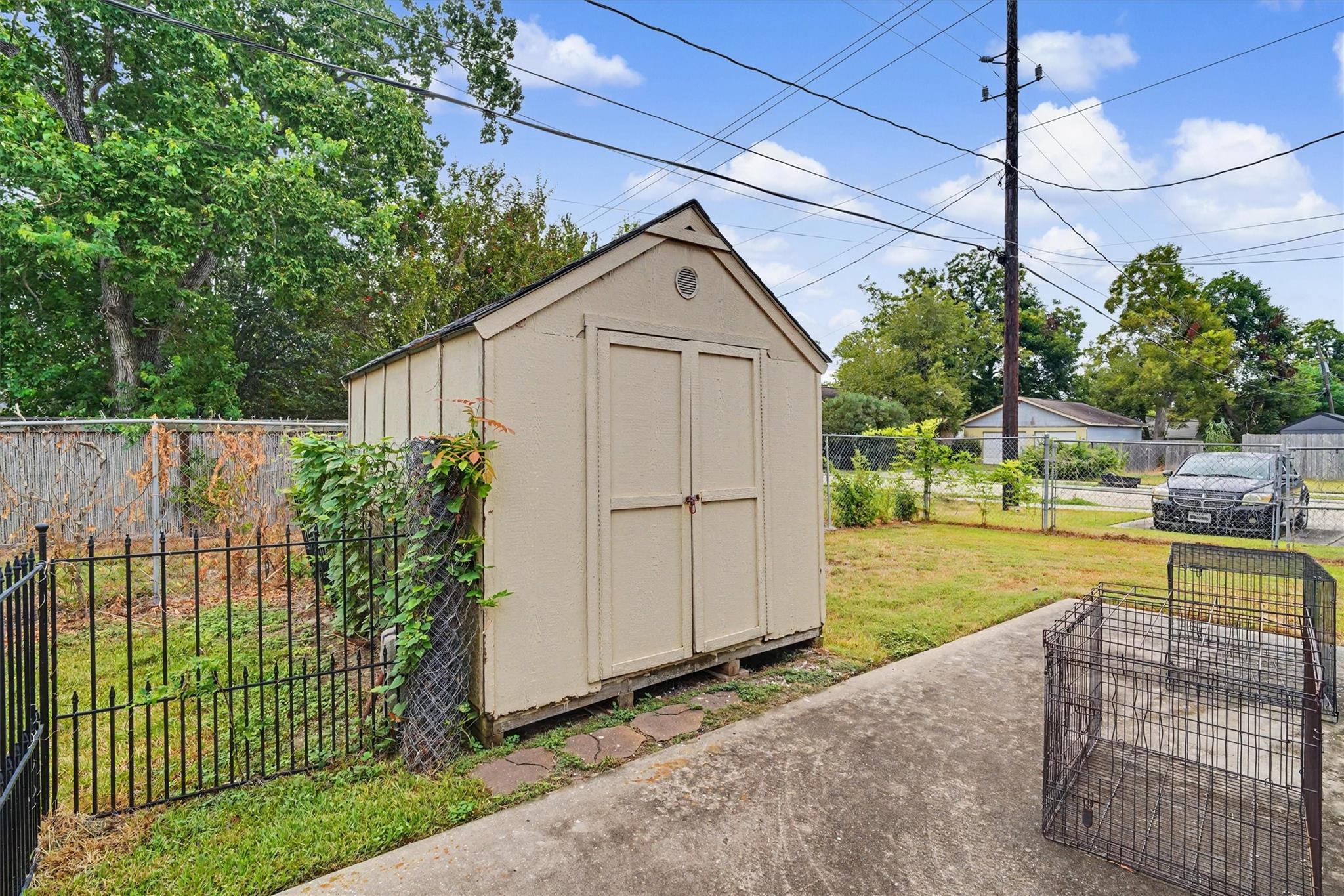 423 S 4th Street