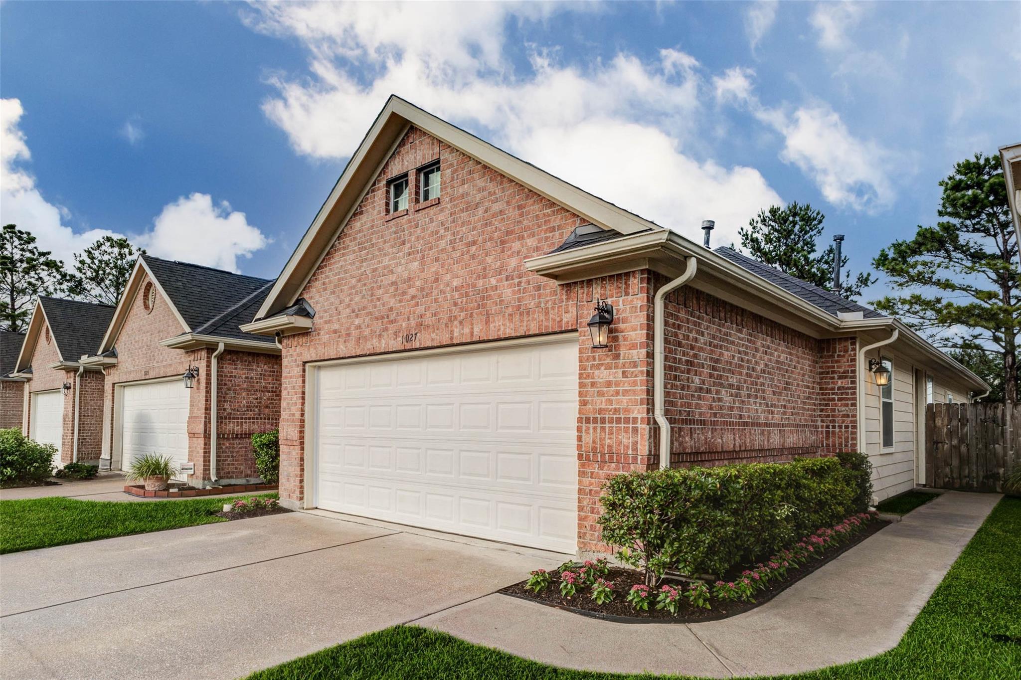 1027 Sweet Pine Drive