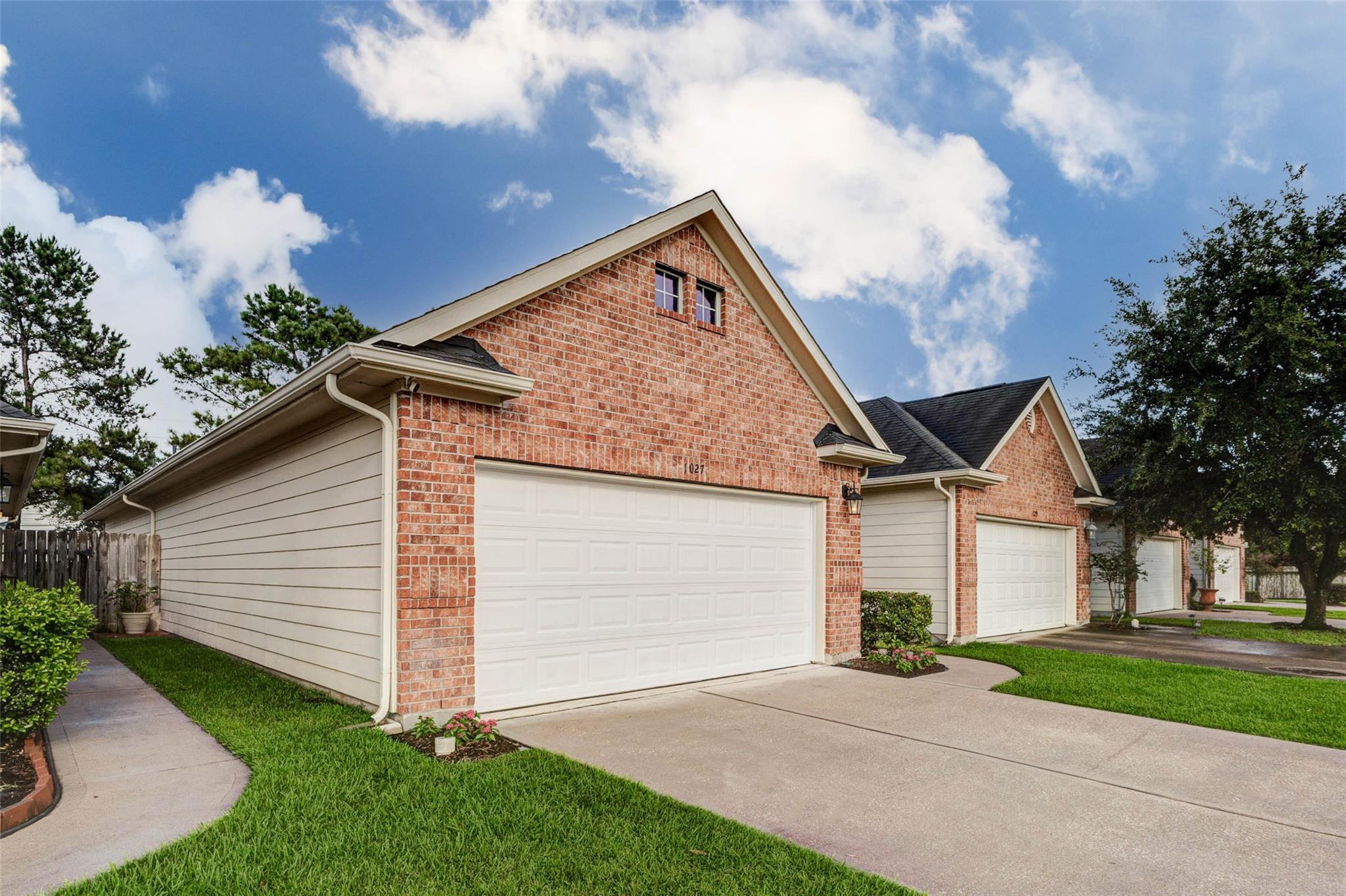 1027 Sweet Pine Drive