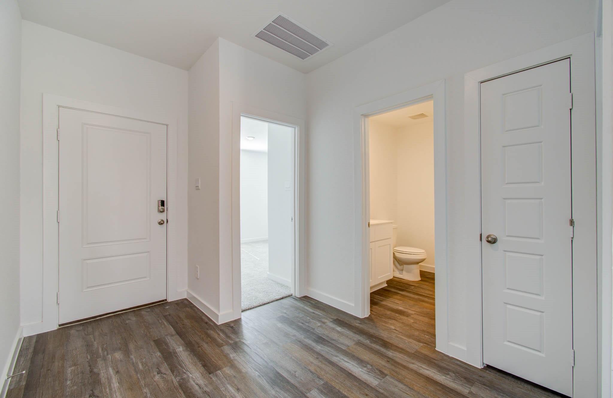 8922 Colicroot Drive