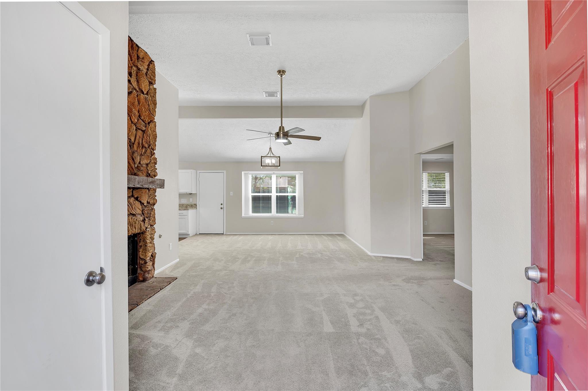 2515 Knoxville Drive