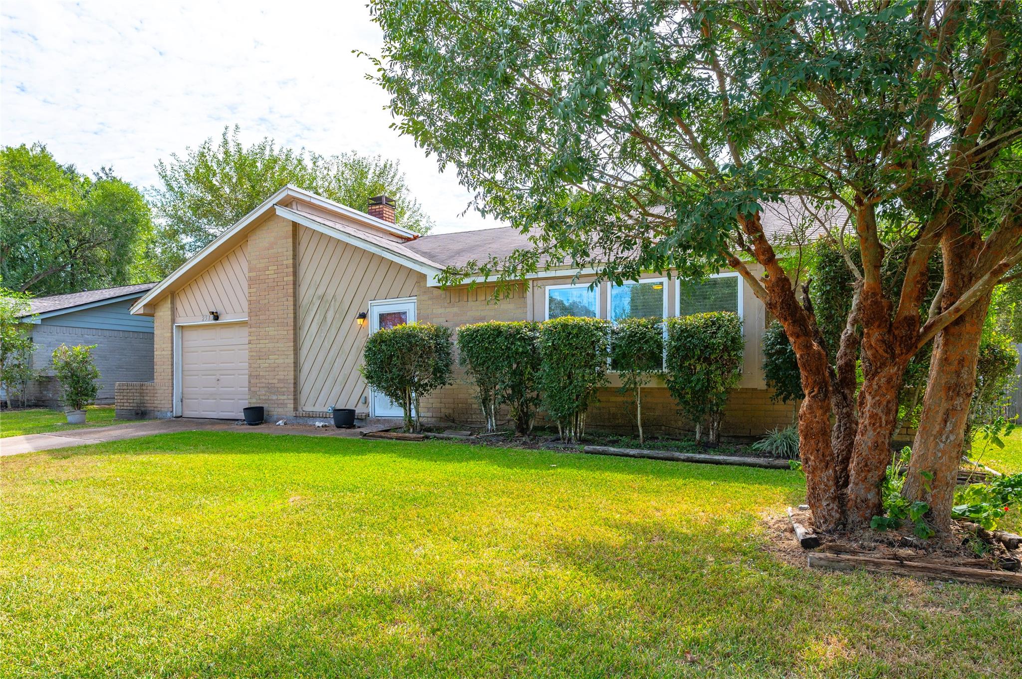 2515 Knoxville Drive